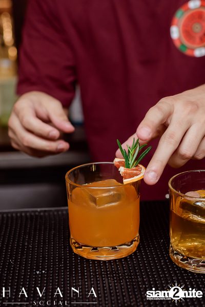 ภาพบรรยากาศงาน Sabor de Cuba Guest Bartender Series ft. Electric Pawn Shop ที่ Havana Social — photo 14