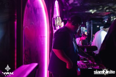 D Gerrard concert at Yak Bar — photo 41