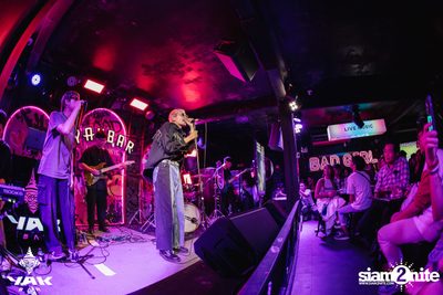 D Gerrard concert at Yak Bar — photo 45