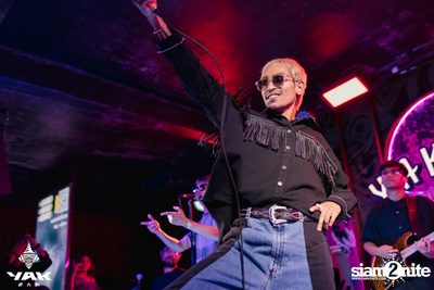 D Gerrard concert at Yak Bar — photo 58