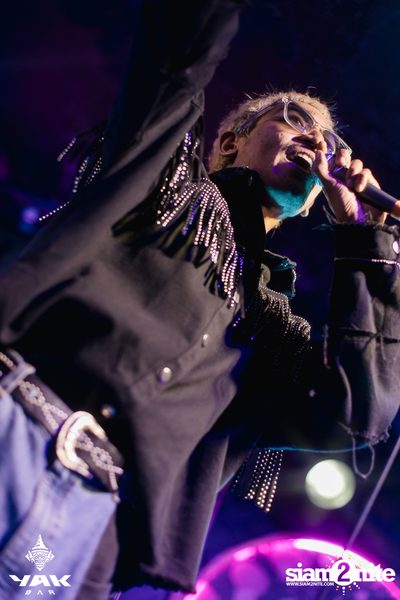 D Gerrard concert at Yak Bar — photo 59
