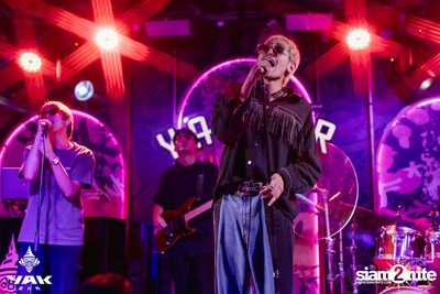 D Gerrard concert at Yak Bar — photo 67