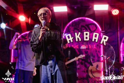 D Gerrard concert at Yak Bar — photo 70