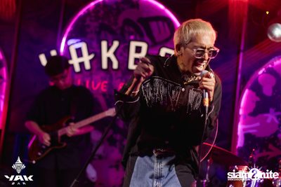 D Gerrard concert at Yak Bar — photo 71