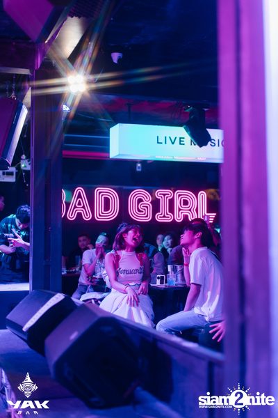 D Gerrard concert at Yak Bar — photo 74