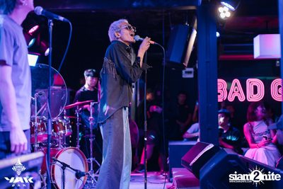 D Gerrard concert at Yak Bar — photo 80