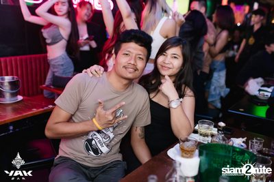D Gerrard concert at Yak Bar — photo 102