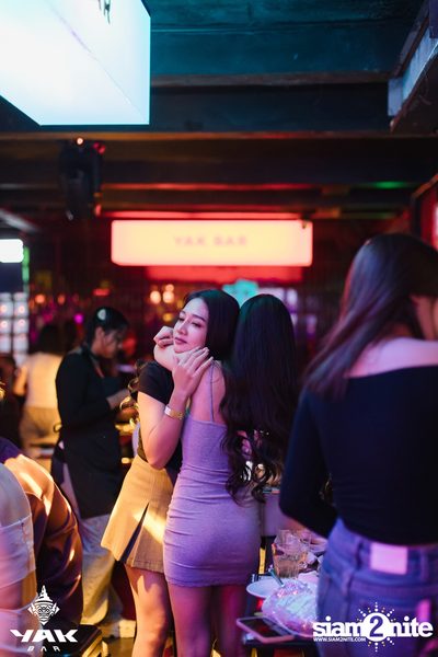 D Gerrard concert at Yak Bar — photo 118
