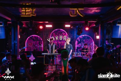 D Gerrard concert at Yak Bar — photo 121