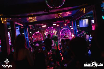 D Gerrard concert at Yak Bar — photo 122