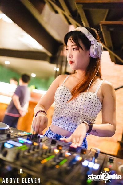 SOL Sessions International Women's Day Ft. Som Lee at Above Eleven  — photo 108