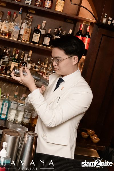 ภาพบรรยากาศงาน Sabor de Cu-ba Guest Shift Series | Ja'afar & Christopher from ATLAS Singapore ที่ Havana Social — photo 7
