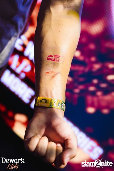 ภาพบรรยากาศงาน Dewar's presents S2O Songkran Music Festival 2024 ที่ Live Park Rama 9 — photo 72