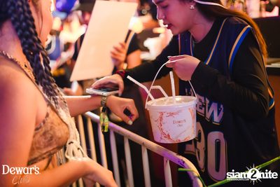 ภาพบรรยากาศงาน Dewar's presents S2O Songkran Music Festival 2024 ที่ Live Park Rama 9 — photo 90