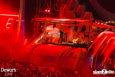 ภาพบรรยากาศงาน Dewar's presents S2O Songkran Music Festival 2024 ที่ Live Park Rama 9 — photo 163