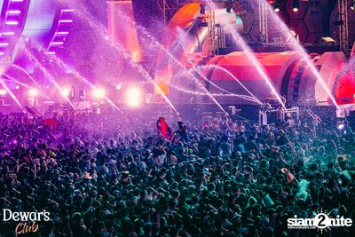 ภาพบรรยากาศงาน Dewar's presents S2O Songkran Music Festival 2024 ที่ Live Park Rama 9 — photo 176