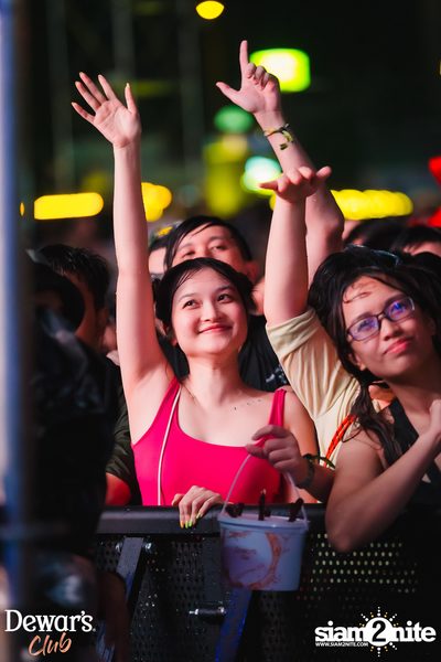 ภาพบรรยากาศงาน Dewar's presents S2O Songkran Music Festival 2024 ที่ Live Park Rama 9 — photo 184