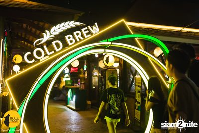Joey Phuwasit Concert at Fullmoon Terrace & Bar  — photo 3