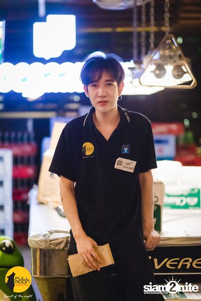 Joey Phuwasit Concert at Fullmoon Terrace & Bar  — photo 7