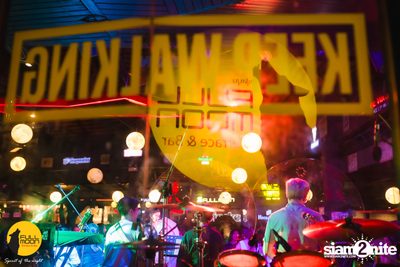 Joey Phuwasit Concert at Fullmoon Terrace & Bar  — photo 12
