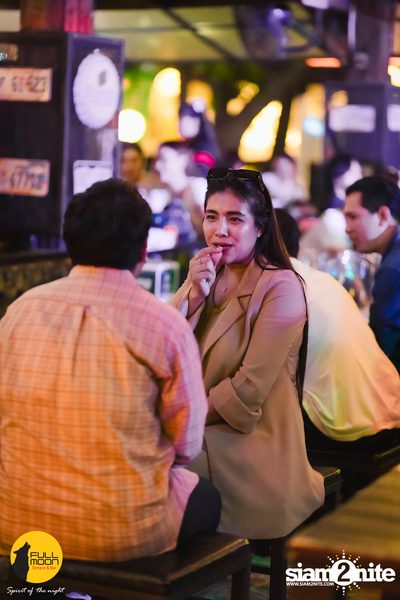 Joey Phuwasit Concert at Fullmoon Terrace & Bar  — photo 15