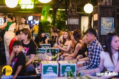 Joey Phuwasit Concert at Fullmoon Terrace & Bar  — photo 18