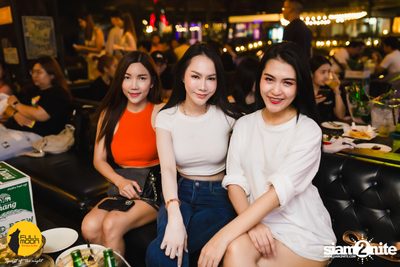 Joey Phuwasit Concert at Fullmoon Terrace & Bar  — photo 21