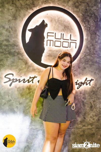 Joey Phuwasit Concert at Fullmoon Terrace & Bar  — photo 28