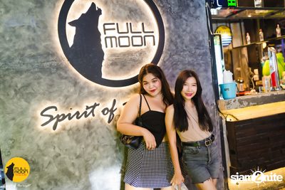 Joey Phuwasit Concert at Fullmoon Terrace & Bar  — photo 29
