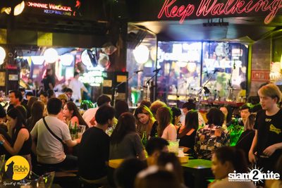 Joey Phuwasit Concert at Fullmoon Terrace & Bar  — photo 41