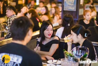 Joey Phuwasit Concert at Fullmoon Terrace & Bar  — photo 48