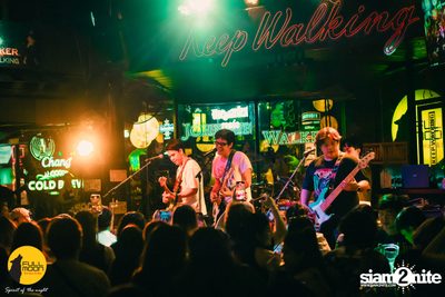 Joey Phuwasit Concert at Fullmoon Terrace & Bar  — photo 64