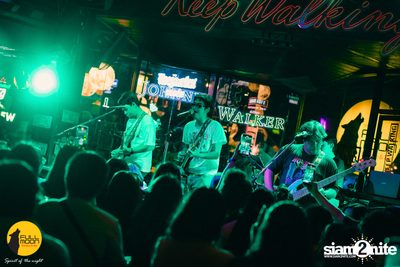 Joey Phuwasit Concert at Fullmoon Terrace & Bar  — photo 66