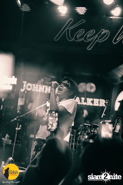 Joey Phuwasit Concert at Fullmoon Terrace & Bar  — photo 73