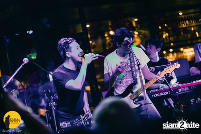 Joey Phuwasit Concert at Fullmoon Terrace & Bar  — photo 86