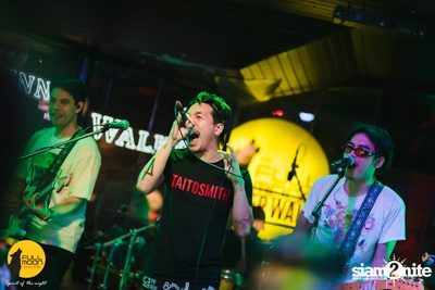 Joey Phuwasit Concert at Fullmoon Terrace & Bar  — photo 94