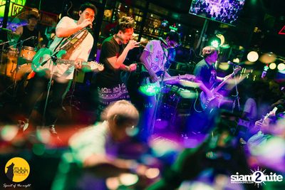 Joey Phuwasit Concert at Fullmoon Terrace & Bar  — photo 100