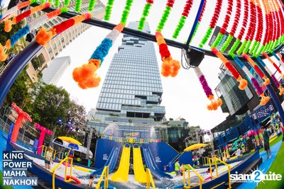 Songkran Mahanakhon ft. New Country at King Power Mahanakhon — photo 5