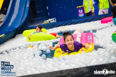 Songkran Mahanakhon ft. New Country at King Power Mahanakhon — photo 64