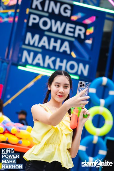 Songkran Mahanakhon ft. New Country at King Power Mahanakhon — photo 77