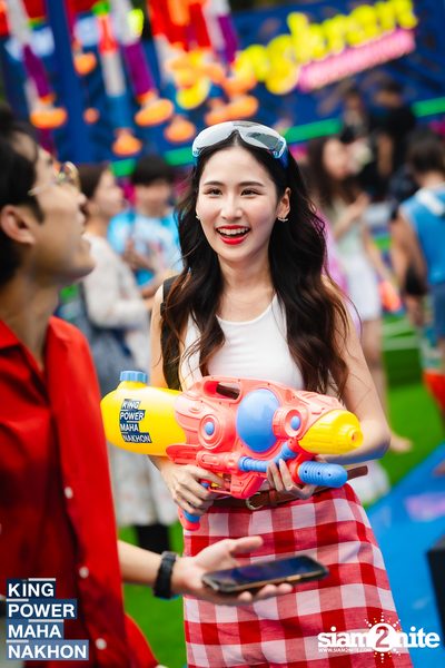 Songkran Mahanakhon ft. New Country at King Power Mahanakhon — photo 115
