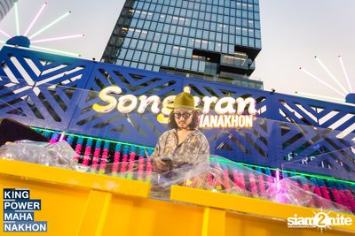 Songkran Mahanakhon ft. New Country at King Power Mahanakhon — photo 155