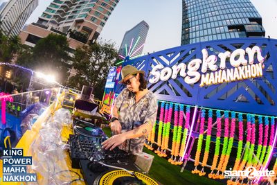 Songkran Mahanakhon ft. New Country at King Power Mahanakhon — photo 156