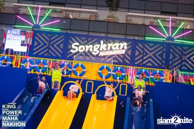 Songkran Mahanakhon ft. New Country at King Power Mahanakhon — photo 160