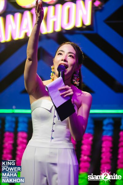 Songkran Mahanakhon ft. New Country at King Power Mahanakhon — photo 177