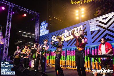 Songkran Mahanakhon ft. New Country at King Power Mahanakhon — photo 186