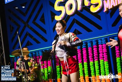 Songkran Mahanakhon ft. New Country at King Power Mahanakhon — photo 198