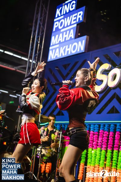 Songkran Mahanakhon ft. New Country at King Power Mahanakhon — photo 204