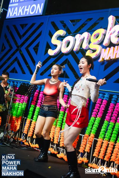 Songkran Mahanakhon ft. New Country at King Power Mahanakhon — photo 245