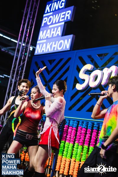 Songkran Mahanakhon ft. New Country at King Power Mahanakhon — photo 253